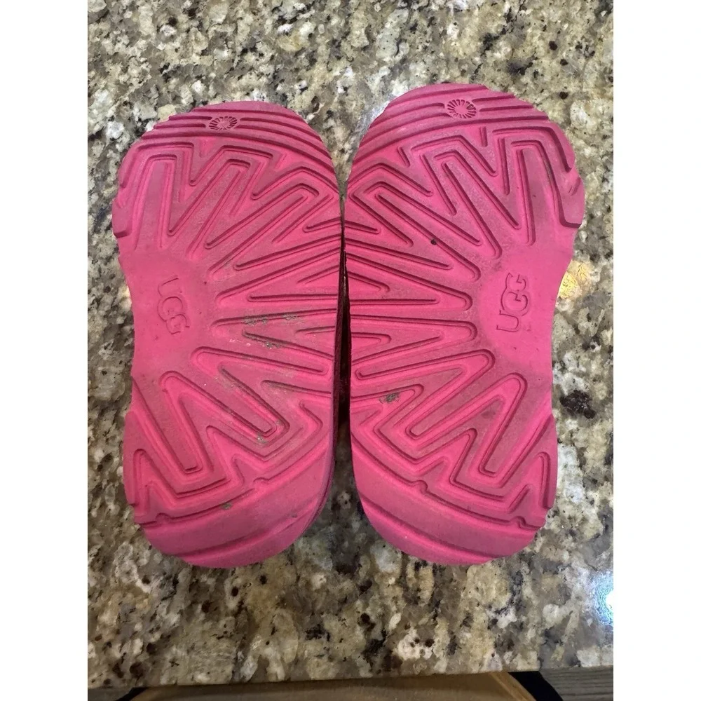 UGG Kids' Classic Ultra Mini Boots Bright Pink Size 8